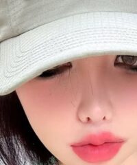 Kpop star Park Bom - Instagram