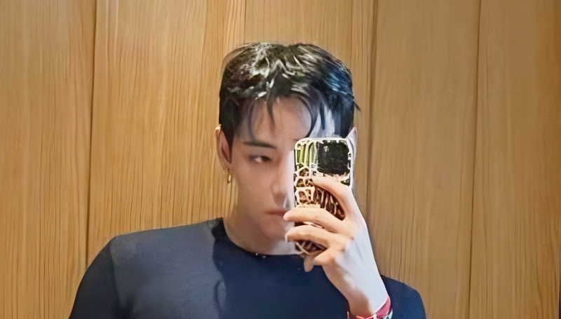 Kim Taehyung AKA V from K-pop group BTS - Instagram