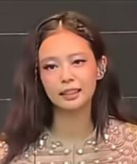 BLACKPINK's Jennie Kim Upset After Summer Sonic Stage Problems - via @danny.blink.06 - YouTube